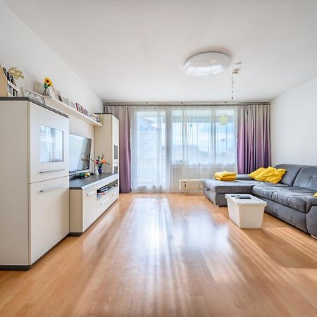 Anyroomdirect Private Apartments In Laatzen Near Hannover Exhibition Room Agency Exterior photo