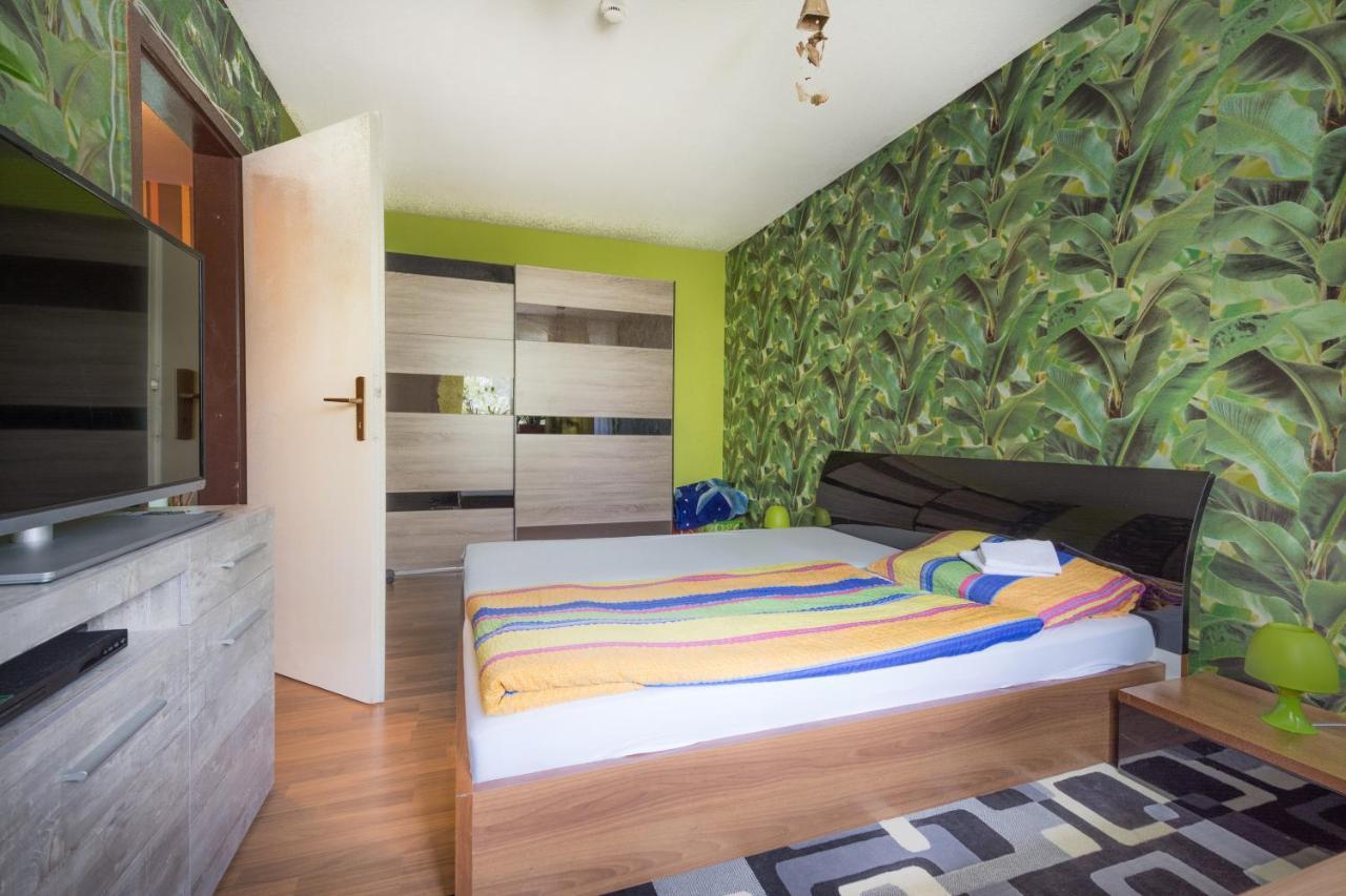 Anyroomdirect Private Apartments In Laatzen Near Hannover Exhibition Room Agency Exterior photo