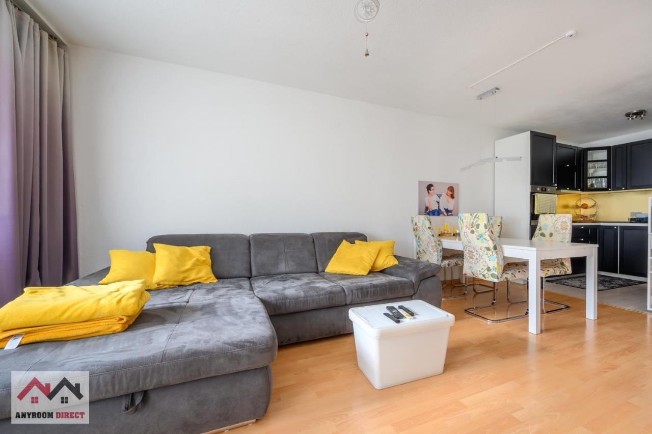 Anyroomdirect Private Apartments In Laatzen Near Hannover Exhibition Room Agency Exterior photo
