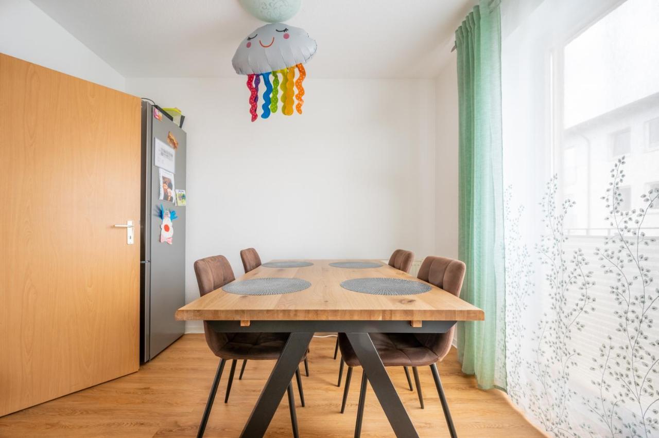Anyroomdirect Private Apartments In Laatzen Near Hannover Exhibition Room Agency Exterior photo